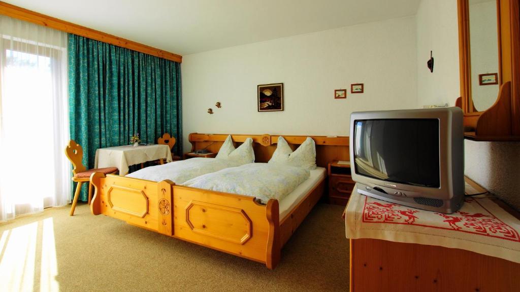 Bed and Breakfast Haus Geiger Scharnitz Pokój zdjęcie