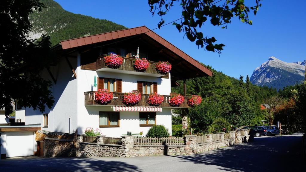 Bed and Breakfast Haus Geiger Scharnitz Zewnętrze zdjęcie
